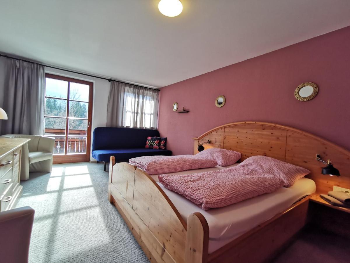 Landhotel Kastanienhof Gundersheim Bagian luar foto