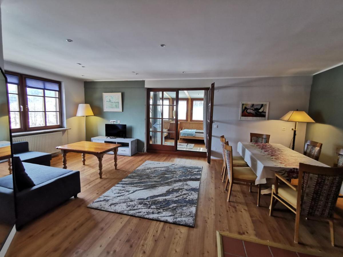 Landhotel Kastanienhof Gundersheim Bagian luar foto