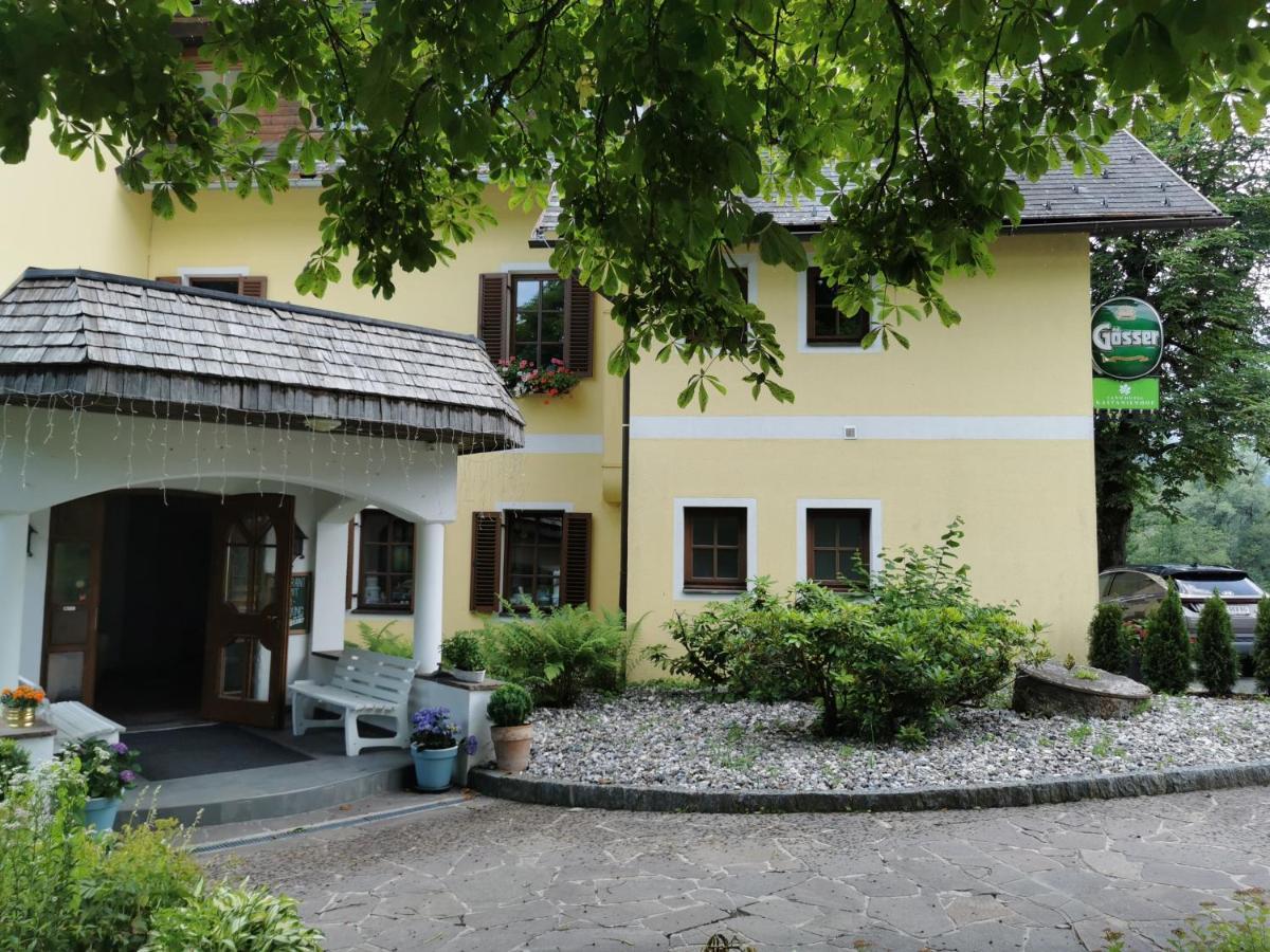 Landhotel Kastanienhof Gundersheim Bagian luar foto