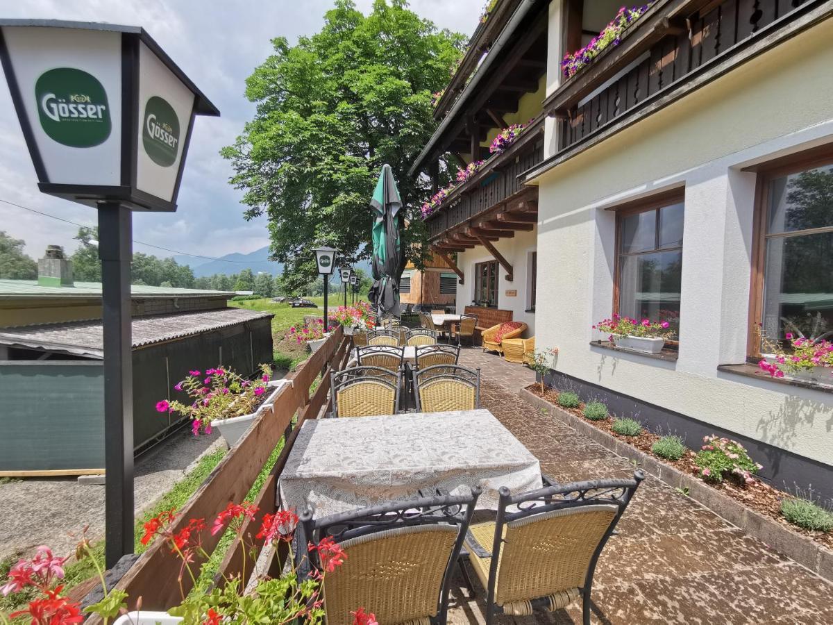 Landhotel Kastanienhof Gundersheim Bagian luar foto